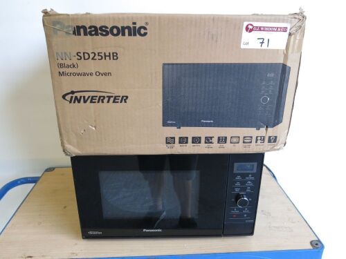 Boxed/New Panasonic 1000w Microwave, Model MN-SD25HB.