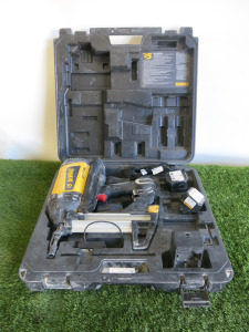 DeWalt Trak-IT C5 Type 2 Gas Nail Gun. Comes with 2 x Batteries, Charger & Carry Case.