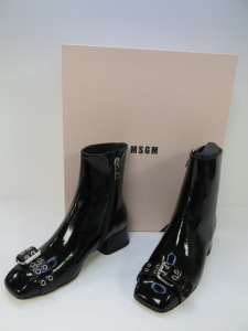 Pair of MSGM Boxed/New Women's Buckled Ankle Boots in White with Dustcover, Size 39, RRP £535.00.