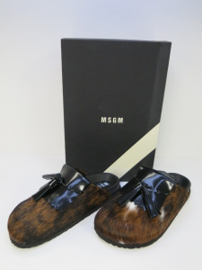 Pair of MSGM Boxed/New Men's Slippers Cowhide with Tassels & Dustcover, Size 40, RRP £475.00.