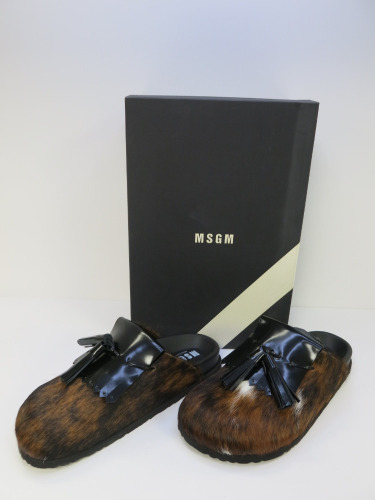 Pair of MSGM Boxed/New Men's Slippers Cowhide with Tassels & Dustcover, Size 42, RRP £475.00.