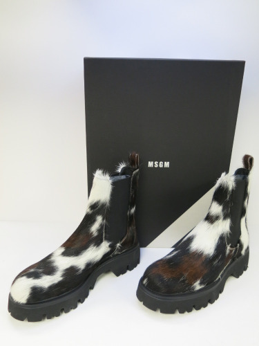 Pair of MSGM Boxed/New Men's Chelsea Boots in Cowhide with Dustcover, Size 45, RRP £535.00.