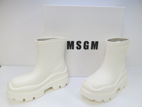 Pair of MSGM Boxed/New Stivale Donna/Women's Ankle Wellie Boot in White, Size 41, RRP £285.00.