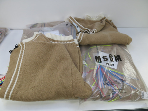 5 x MSGM Milano, Brown Maglia Button Up Cardigan & Pants, Lana Wool & Kashmir to Include: 2 x Sweaters (S/M) & 3 x Pants (XS/S/S). Total RRP £2070.00.