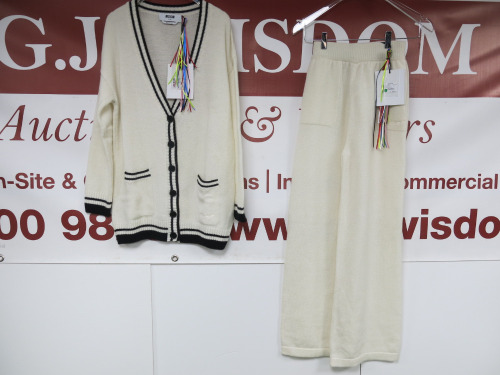 9 x MSGM Milano, Cream Maglia Button Up Cardigan, Sweaters & Pants, Lana Wool & Kashmir to Include: 3 x Cardigans (XXS/XXS/S), 2 x Sweaters (XS/S) & 4 x Pants (XXS/XS/S/S). Total RRP £3255.00.