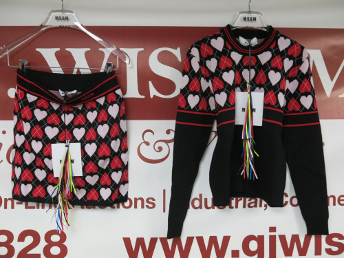 10 x MSGM Milano Maglia Sweaters & Skirts in Black with Red & Cream Heart, Virgin Wool to Include: 3 x Sweaters (XS/S/L), RRP £325 each & 7 x Skirts (XS/XS/S/S/M/M/L), RRP £280 each. Total RRP £2935.00.