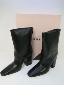 Pair of MSGM Boxed/New Women's Leather Ankle Boots in Black with Dustcover, Size 41, RRP £595.00.