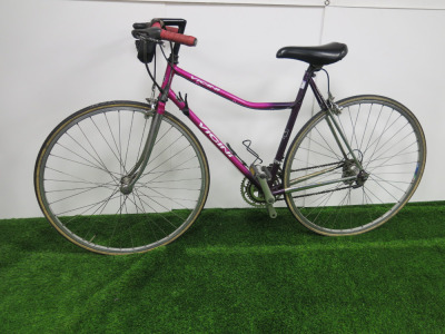 Vintage Vicini Special Ladies Pure Racing Bike in Purple with 25" Rims, Shimano Exage 300 LX Derailleur & Miche Crank Set.