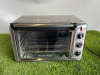 Russell Hobbs Countertop Electric Convection Oven & Grill,1500w, Model 26095. Size H30 x W45 x D35cm.