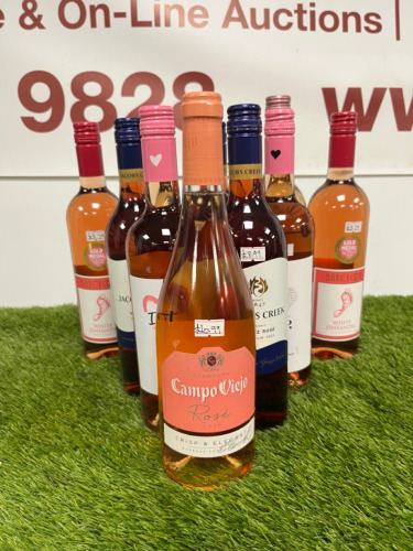 11 x Bottles of Assorted Rose Wine to Include: Jacobs Creek, Iheart, Trivento, Campo Viejo, 75cl.