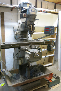 Semco Turret Milling Machine, Model LC-1 1/2 TM, S/N 74096407, Bed Size 24 x 125cm. Comes with Metal Rack of Assorted Tooling.