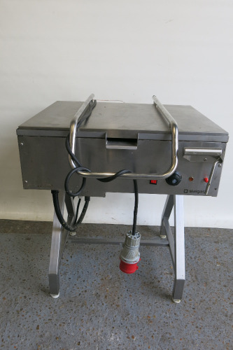 Stalgast Electric Tilting Pan, Model 778002V02, S/N P865120, DOM 03/2021, 3 Phase. Size H90 x W72 x D76cm.