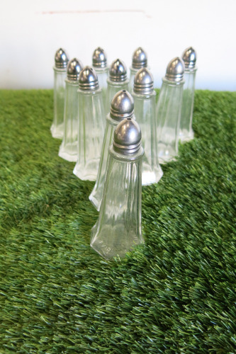 10 x Glass Salt & Pepper Shakers.