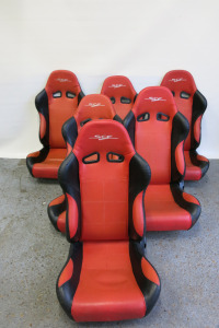 6 x SCE Exclusive Bucket Sports Seats in Red & Black.