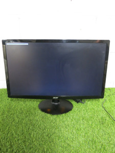 Acer 24" LCD Monitor, Model S240HL. Comes with Power Supply. NOTE: scratch to screen.