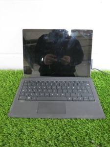 Microsoft Surface Pro 4, Running Windows 11 Pro, Intel Core i5-6300U CPU @ 2.40Ghz, 4.00GB 118GB HDD.