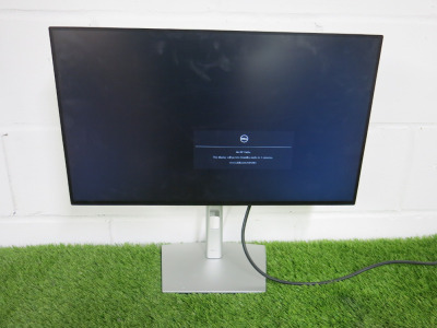 Dell 24" Flat Panel Monitor, Model U2422H.