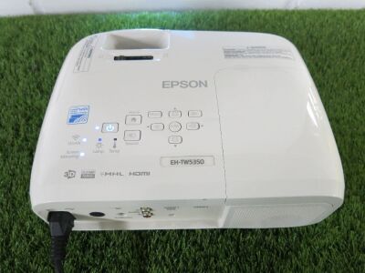 Epson LCD Projector, Model H709B. Lamp Hours 855.