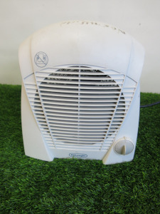 DeLonghi Upright Electric Fan Heater in White, Type HVN2022.