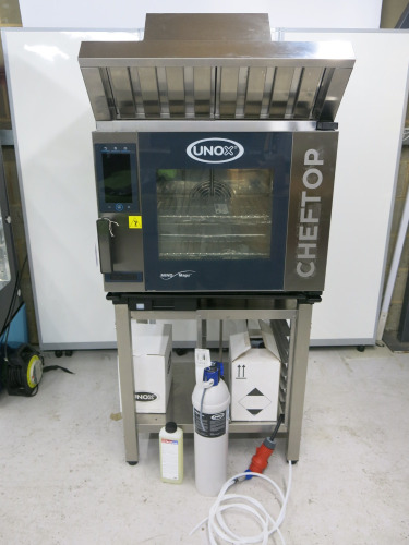 Unox Cheftop MMP Combi 5 Grid Oven, Model XEVC-0511-EPLM-MS3, S/N 0076715, YOM 2024, 3 Phase. Comes with Unox Cheftop Hood, Model XEVCHC-CF11-GB, S/N 0072004, YOM 2024, Stainless Steel 7 Grid Table, Unox Pure Water Filter & 18 x 1LT Bottles of Unox Ultrap