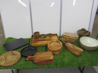 40 x Slate Boards, Wooden Bowls, Cheese Boards, Charcuterie Boards & Tray to Include: 1 x Wooden Tray with Cork Feet, 4 x Large Bowls, 12 x Small Bowls, 10 x Cheese Boards, 9 x Charcuterie Boards & 4 x Slate Boards.