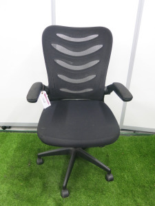 Black Mesh Back Office Swivel Chair.