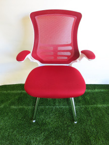 Luna Designer High Back Mesh Cantilever Visitor Chair in Red/White on Chrome Frame.