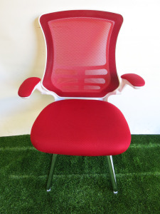 Luna Designer High Back Mesh Cantilever Visitor Chair in Red/White on Chrome Frame.