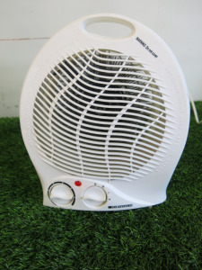 Heatstore Upright Electric Fan Heater in White, Model HS4212XNi.