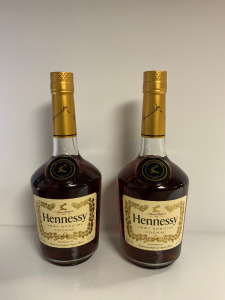 2 x Bottles of Hennessy Very Special Cognac, 70cl.