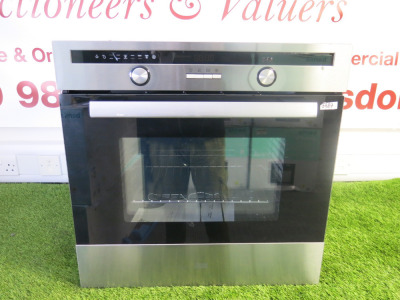 Cooke & Lewis 3000W Stainless Steel Integrated Multifunction Oven, Model CLMFSTa. DOM 01/2023. Comes with Rack Supports, 1 x Tray & User Manual