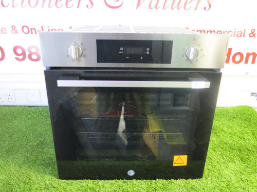 Hoover 3000W Stainless Steel Integrated Oven, Model HOC3B3558IN. Comes with Rack Supports, 1 x Tray & User Manual.