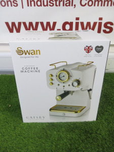 Boxed/New Swan Gatsby Collection Pump Espresso Coffee Machine, Model SK22112WHTN.