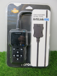 Packaged Topdon Artilink 400 OBDII & EOBD Scan Tool.