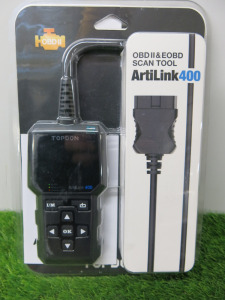 Packaged Topdon Artilink 400 OBDII & EOBD Scan Tool.