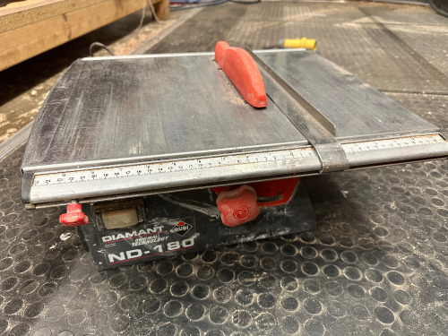 Diamant ND-180 Tile Cutter. 110v
