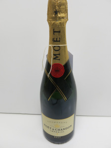 5 x Bottles of Moet & Chandon Imperial Champagne, 75cl.