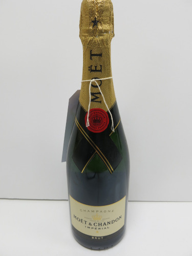 5 x Bottles of Moet & Chandon Imperial Champagne, 75cl.