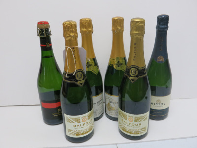 6 x Bottles of English Sparkling Wine to Include: 2 x Balfour Hush Heath Estate Classic Cuvee, 2 x Leckford Estate Brut 2019, 1 x Wiston South Downs Blanc de Blancs & 1 x Chapel Down Bacchus 2021, 75cl.