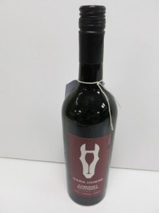 5 x Bottles of Dark Horse Cabernet Sauvignon Red Wine, 2021, 75cl.