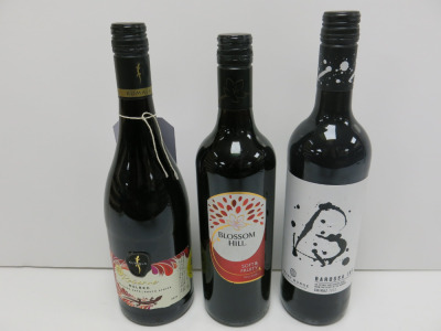 6 x Bottles of Assorted Red Wine to Include: 2 x Kumala Reserve Malbec 2019, 2 x Grant Burge Shiraz 2022 & 2 x Blossom Hill, 75cl.