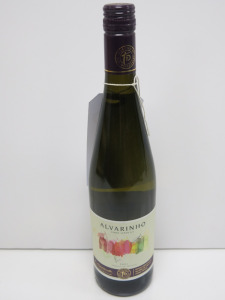 5 x Bottles of Alvarinho Vino Verde White Wine, 2021. 75cl.