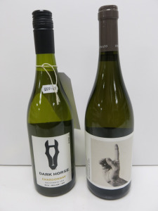 6 x Assorted Bottles of White Wine to Include: 3 x Val De Loire Calvet Muscadet 2021 & 3 x Domaine Saint Benezet Chardonnay 2022, 75cl.
