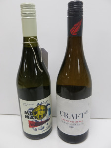 6 x Assorted Bottles of White Wine to Include: 3 x Map Maker Sauvignon Blanc 2022 & 3 x Craft3 Sauvignon Blanc 2022, 75cl.