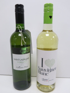 6 x Assorted Bottles of White Wine To Include: 3 x Saint Laurand Collection Privee 2022 & 2 x I Heart Sauvignon Blanc, 75cl.