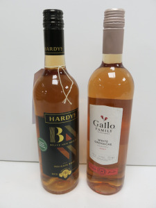 6 x Bottles of Assorted Rose Wine to Include: 4 x Hardy's Delicate Rose & 2 x Gallo Family White Grenache, 75cl.