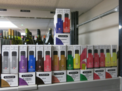 Approx 910 x Assorted Vape Products to Include: 170 x Elfbar 600, 34 x Elfbar Crystal CR600, 20 x Elfbar AF5000, 160 x SKE Crystal Bar Vapes, 35 x Vuse E Pod, 37 x JUUL 2 E Liquid, 80 x Veeba Vapes, 40 x Gold Bar Vapes, 40 x Terea Smart Core Sticks, 13 x 