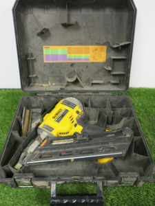 DeWalt Cordless Brushless DCN690 Nail Gun in Case. NOTE: requires charger & battery.