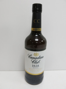 Canadian Club Imported Blended Canadian Whisky, 70cl.