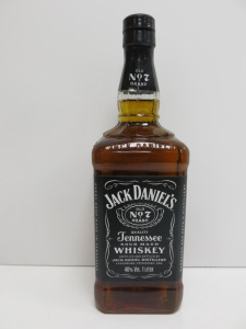 Jack Daniels Old No 7 Tennessee Sour Mash Whiskey, 1 Lt.